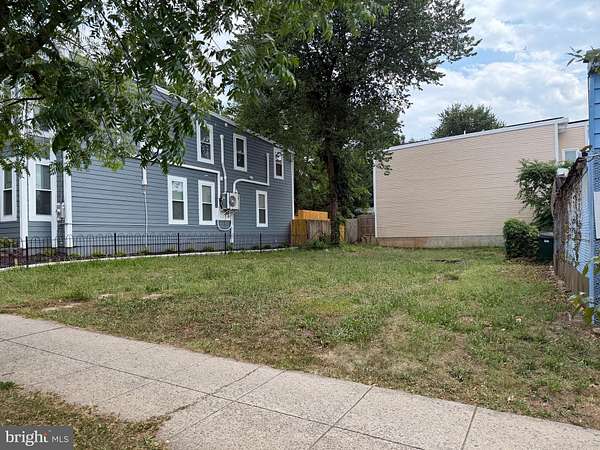 0.09 Acres of Land for Sale in Washington, District of Columbia