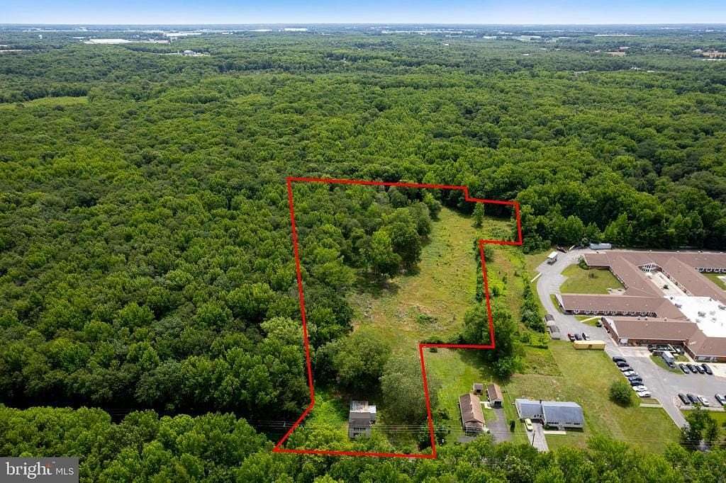4.13 Acres of Improved Residential Land for Sale in Carneys Point, New Jersey