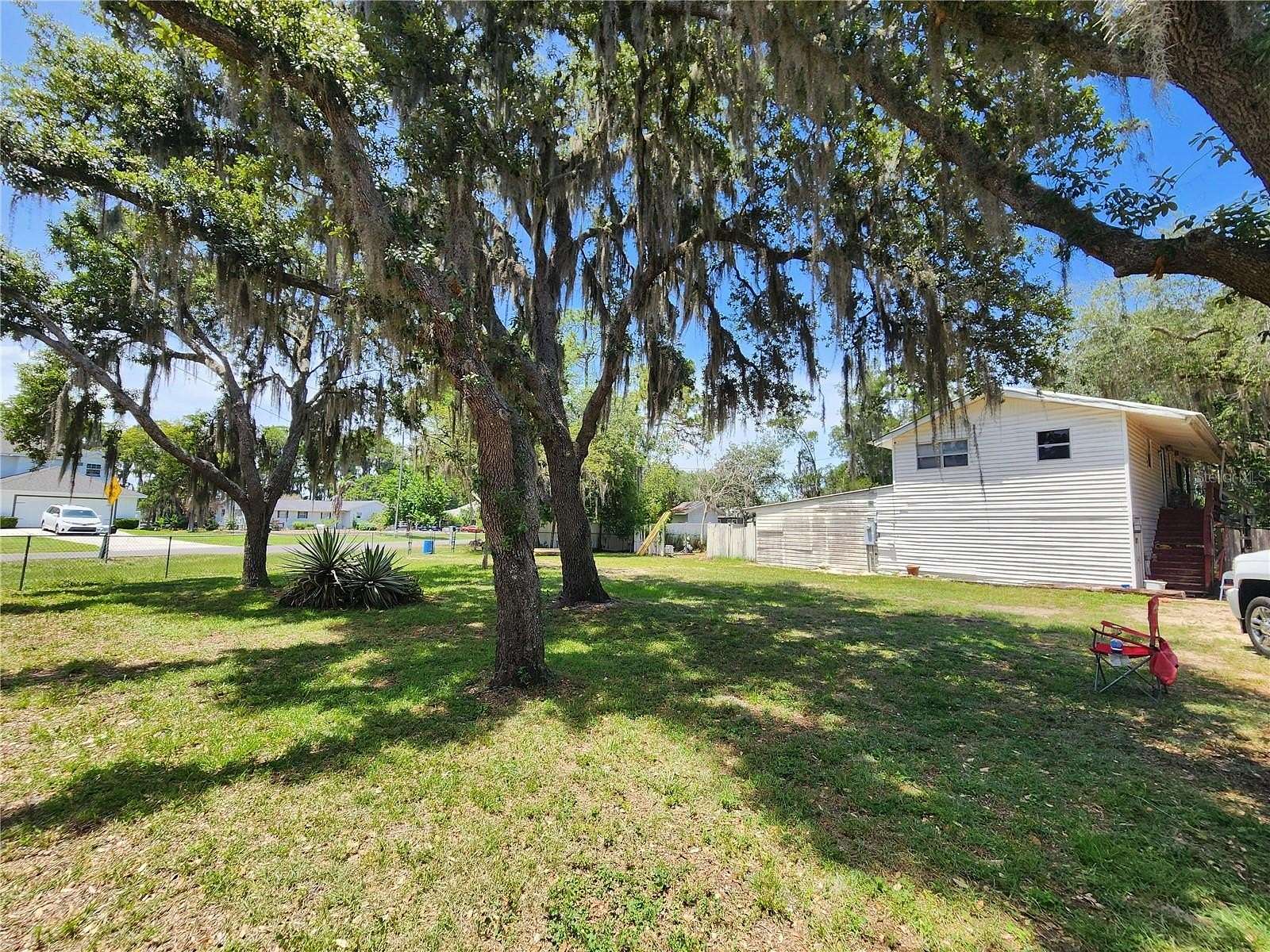 2.12 Acres of Land with Home for Sale in Winter Garden, Florida