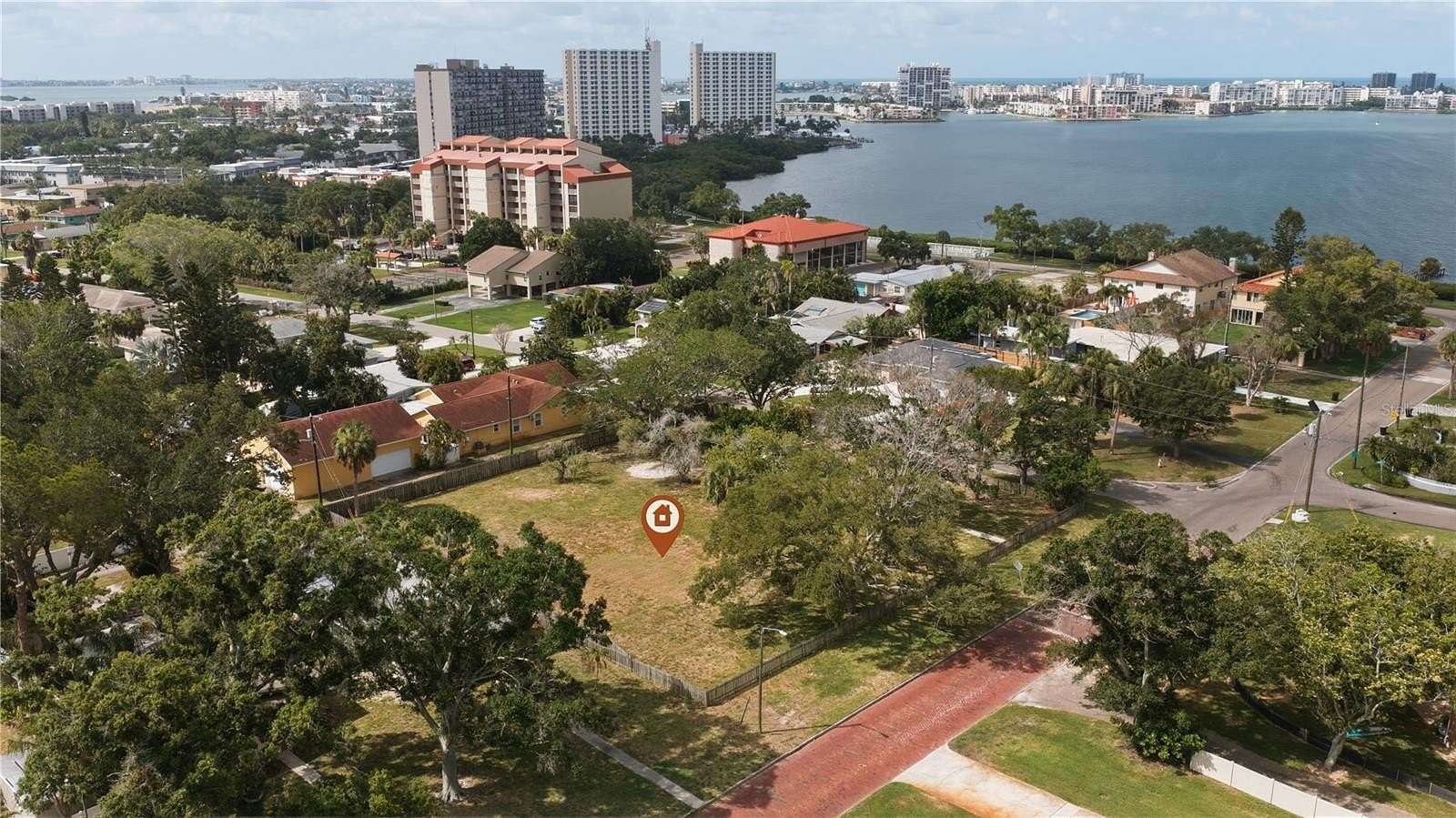 0.58 Acres of Residential Land for Sale in St. Petersburg, Florida
