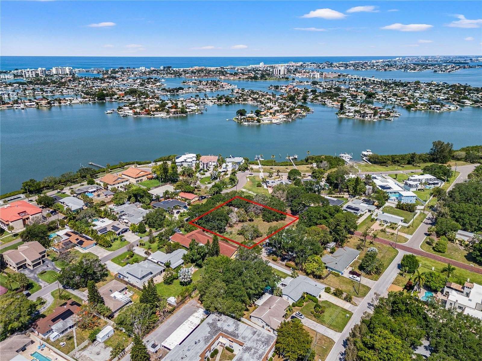 0.58 Acres of Residential Land for Sale in St. Petersburg, Florida