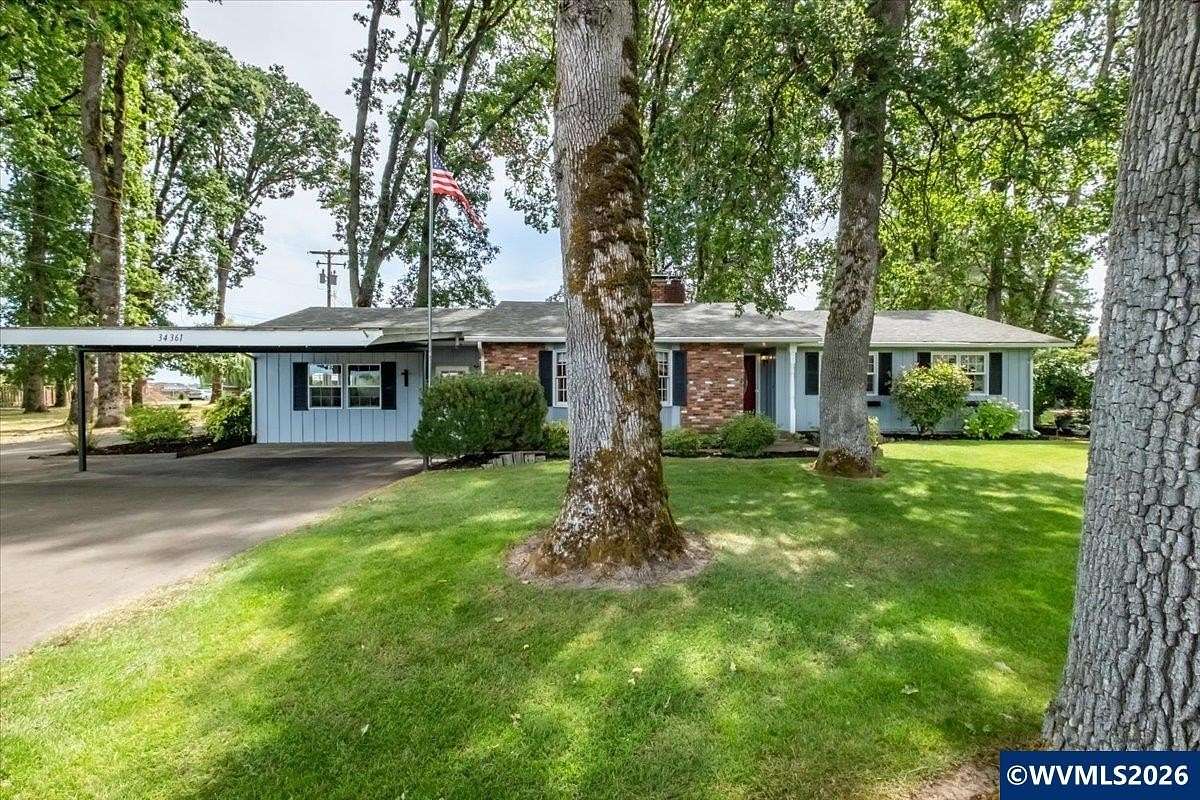 2.84 Acres of Land with Home for Sale in Albany, Oregon