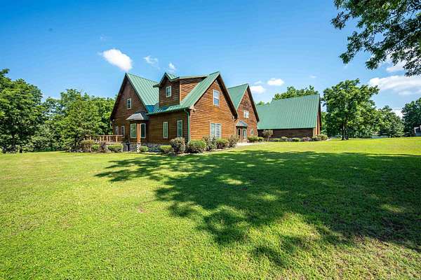 3 Acres of Land with Home for Sale in Batesville, Arkansas