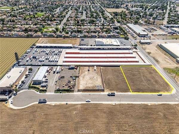 1 Acre of Commercial Land for Sale in Los Banos, California