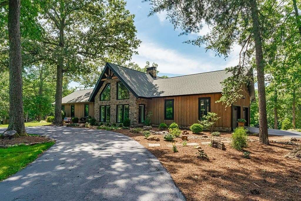 14 Acres of Land with Home for Sale in Madisonville, Kentucky