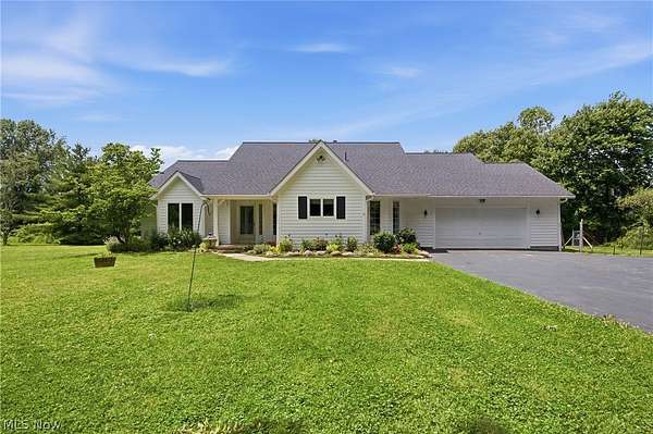 5.76 Acres of Land with Home for Sale in Chagrin Falls, Ohio