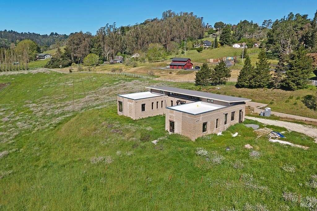 23.7 Acres of Land with Home for Sale in Sebastopol, California