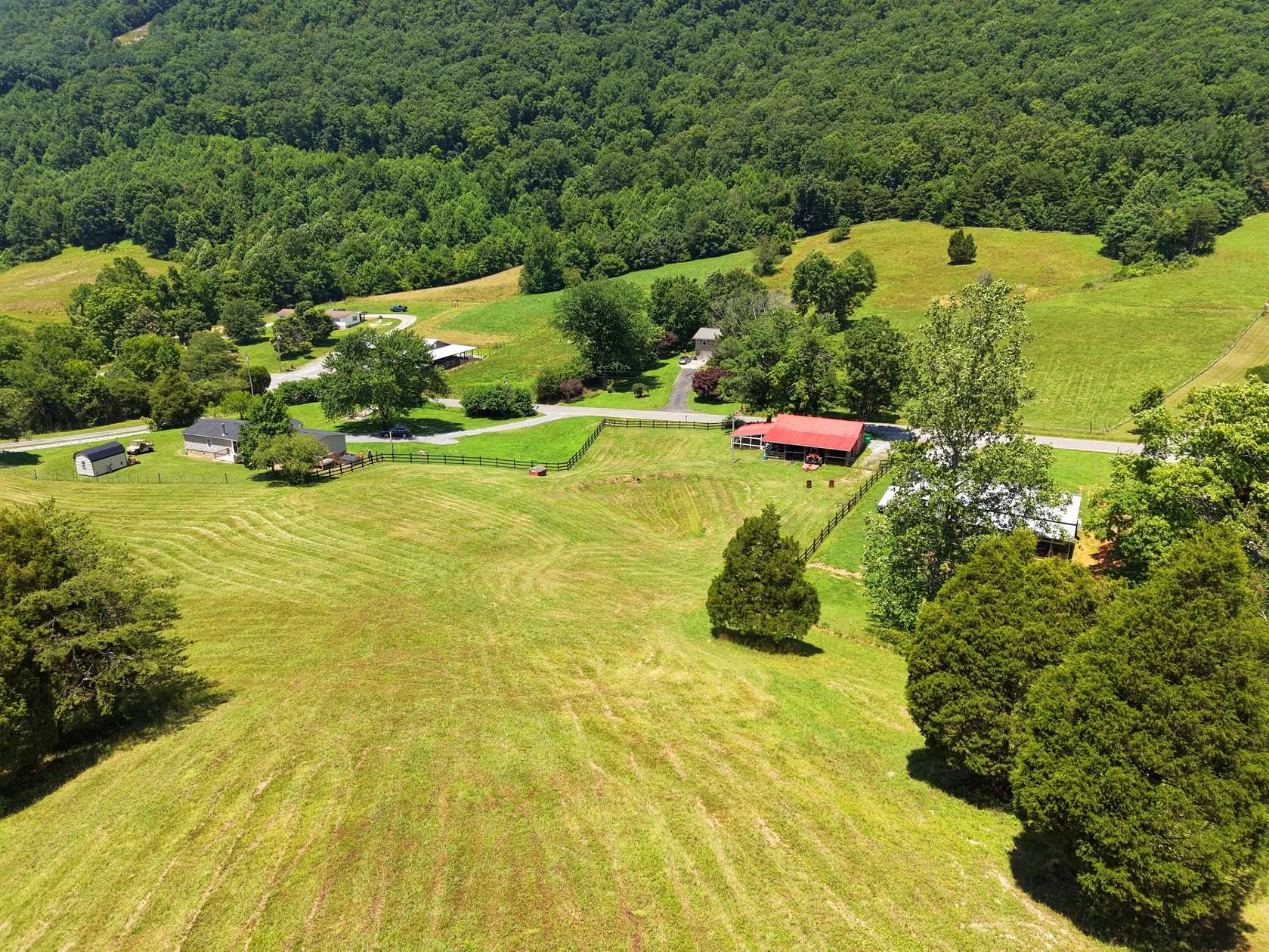 2.1 Acres of Residential Land for Sale in Spring City, Tennessee
