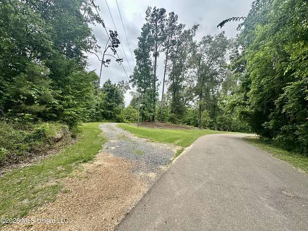 2.66 Acres of Mixed-Use Land for Sale in Natchez, Mississippi