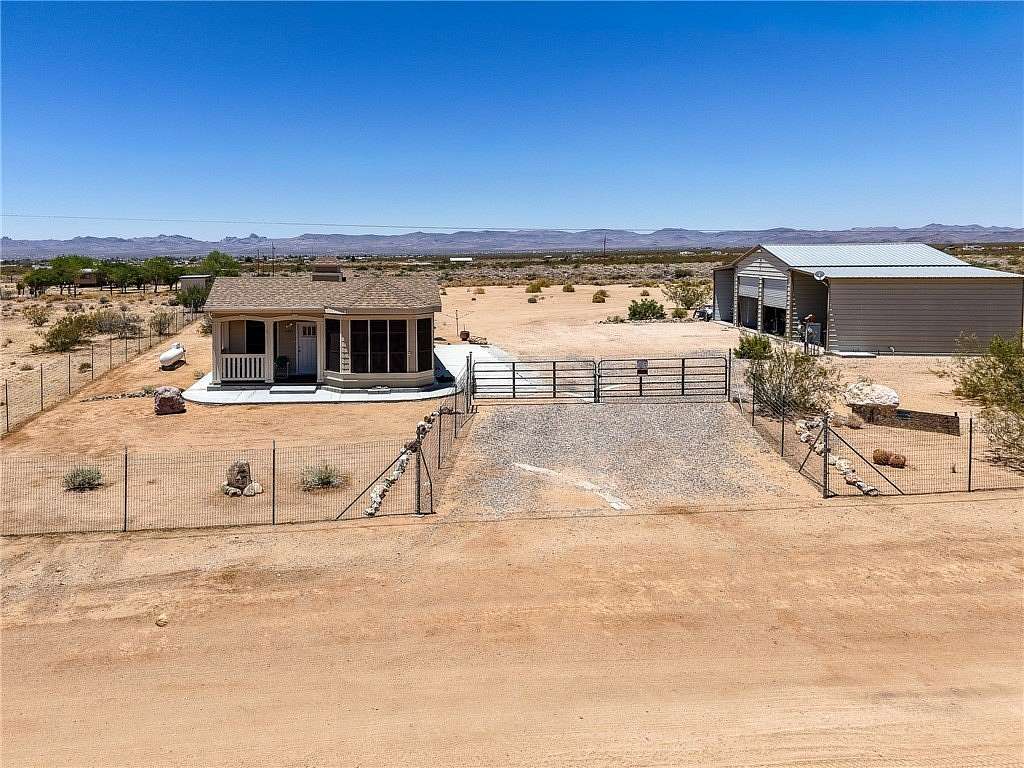 2.35 Acres of Land with Home for Sale in Golden Valley, Arizona