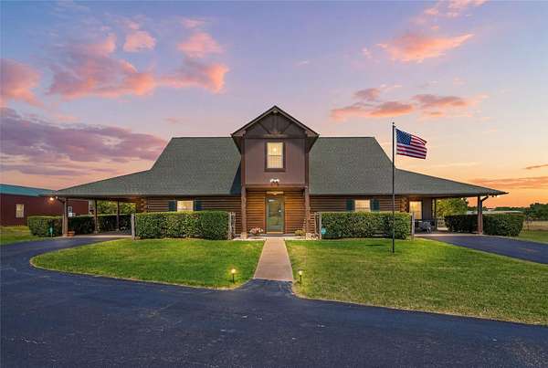 2.5 Acres of Land with Home for Sale in Weatherford, Texas