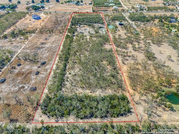 15.7 Acres of Recreational Land for Sale in St. Hedwig, Texas
