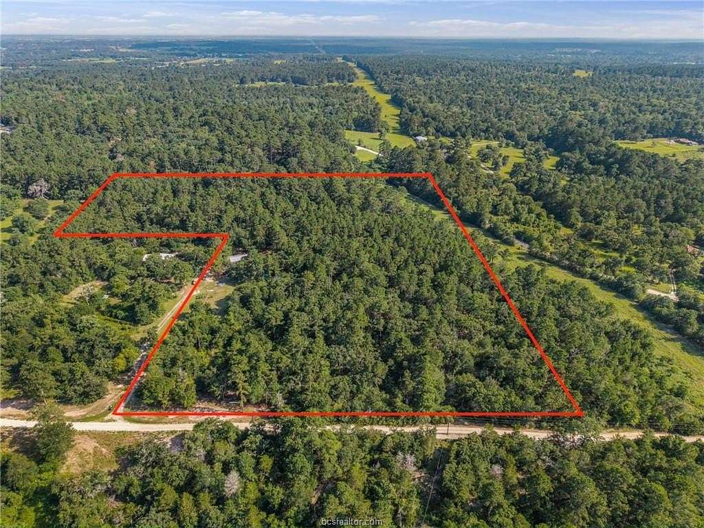 12 Acres of Land for Sale in Bedias, Texas