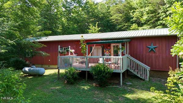13.3 Acres of Land with Home for Sale in Saltville, Virginia
