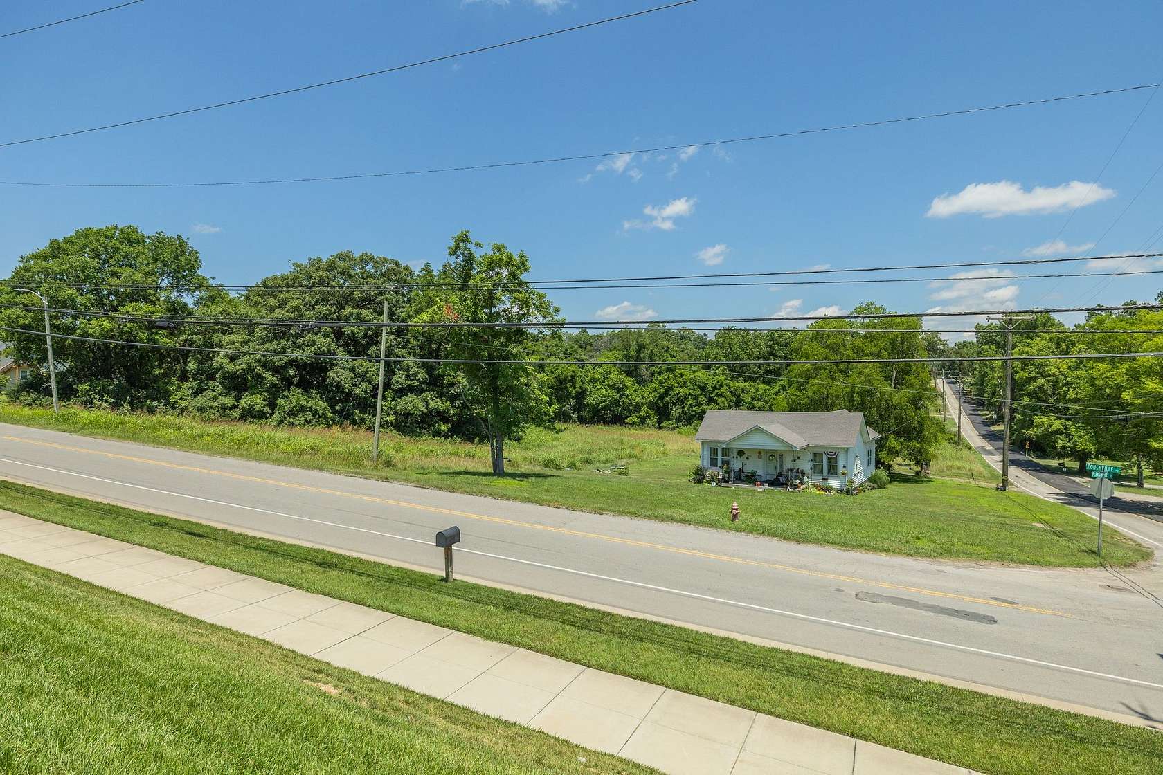 4.27 Acres of Improved Mixed-Use Land for Sale in Nashville, Tennessee