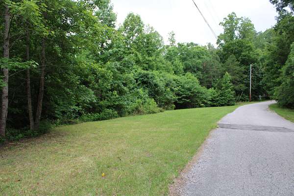 0.84 Acres of Residential Land for Sale in London, Kentucky