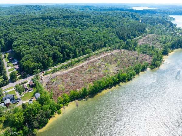 1 Acre of Residential Land for Auction in Sherrodsville, Ohio
