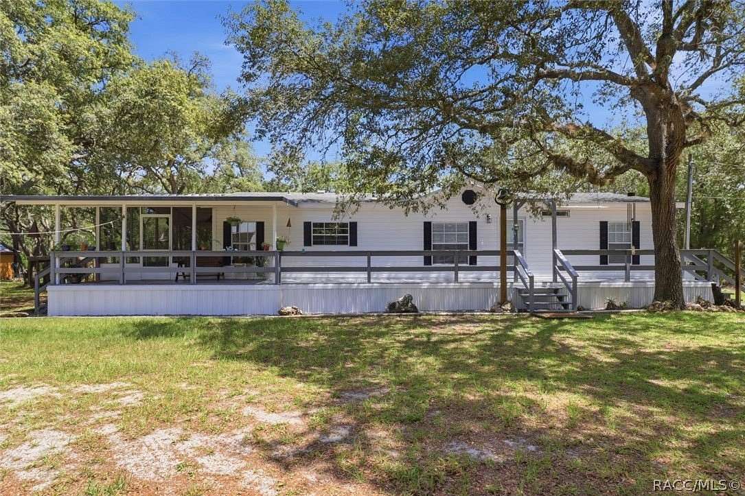 3.8 Acres of Land with Home for Sale in Lecanto, Florida