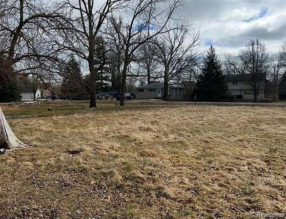 0.09 Acres of Residential Land for Sale in Harrison Charter Township, Michigan