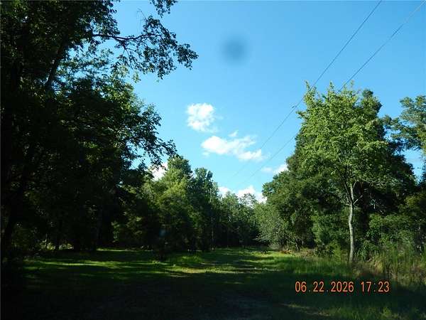 5 Acres of Land for Sale in Fort White, Florida