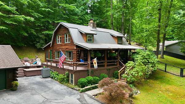 1.56 Acres of Land with Home for Sale in Big Stone Gap, Virginia