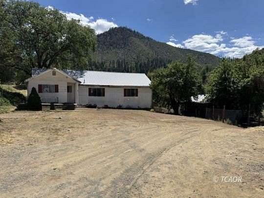 15.5 Acres of Land with Home for Sale in Hayfork, California