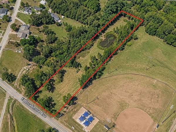 2 Acres of Residential Land for Sale in Wills Point, Texas