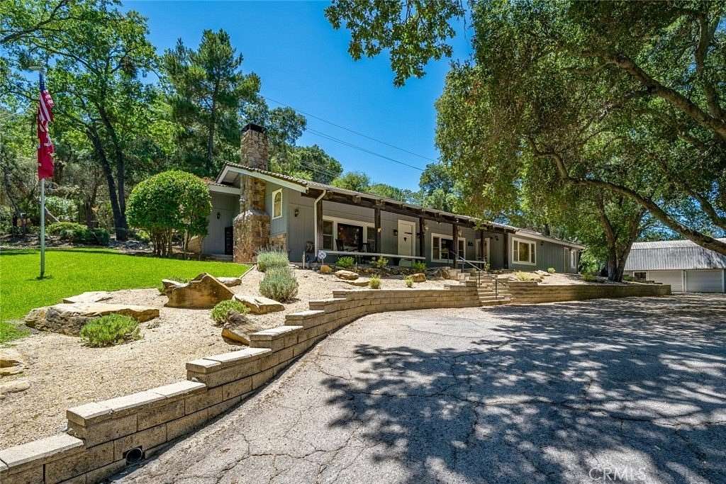 4.4 Acres of Land with Home for Sale in Atascadero, California