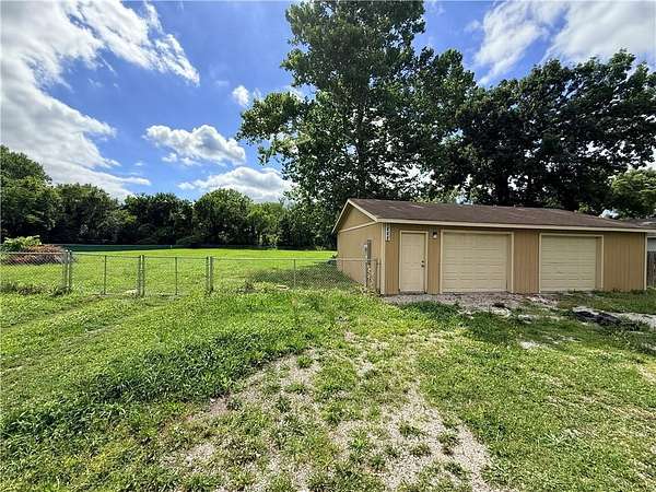 1.32 Acres of Residential Land for Sale in Kansas City, Missouri
