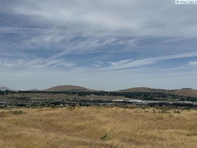 7 Acres of Residential Land for Sale in Kennewick, Washington
