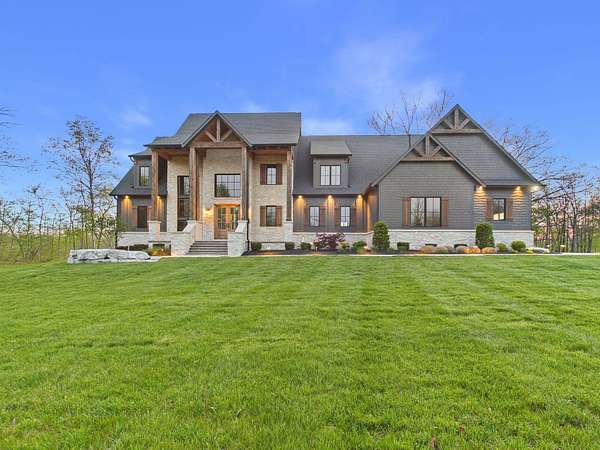 367 Acres of Land with Home for Sale in Paris, Illinois