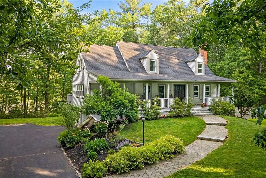 2 Acres of Land with Home for Sale in Boxford, Massachusetts