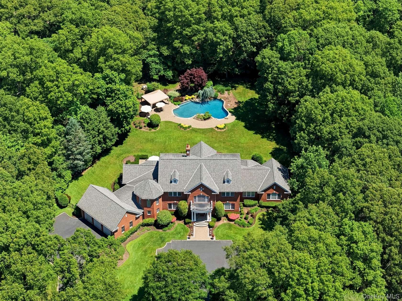 6 Acres of Land with Home for Sale in Upper Brookville, New York