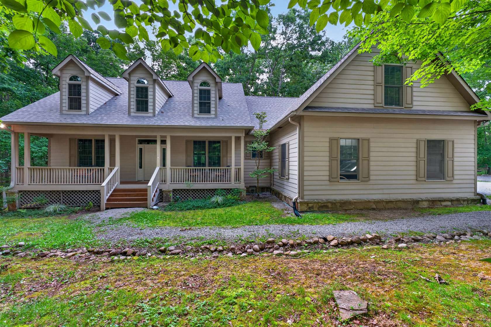 1.63 Acres of Land with Home for Sale in Monteagle, Tennessee