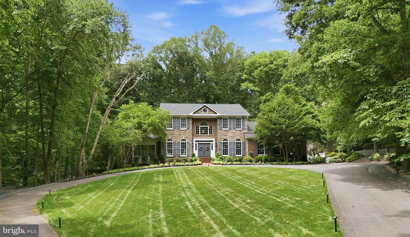 5 Acres of Land with Home for Sale in Fairfax Station, Virginia