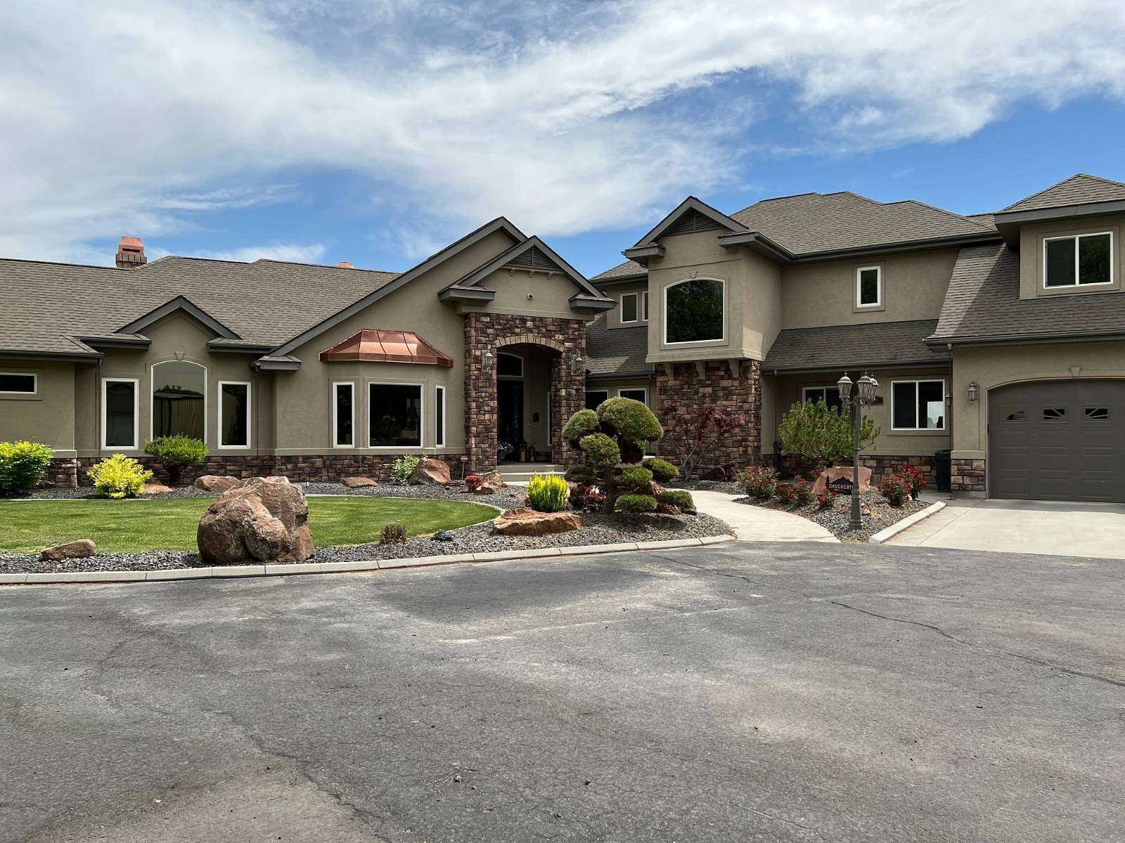 11.2 Acres of Land with Home for Sale in Adrian, Oregon