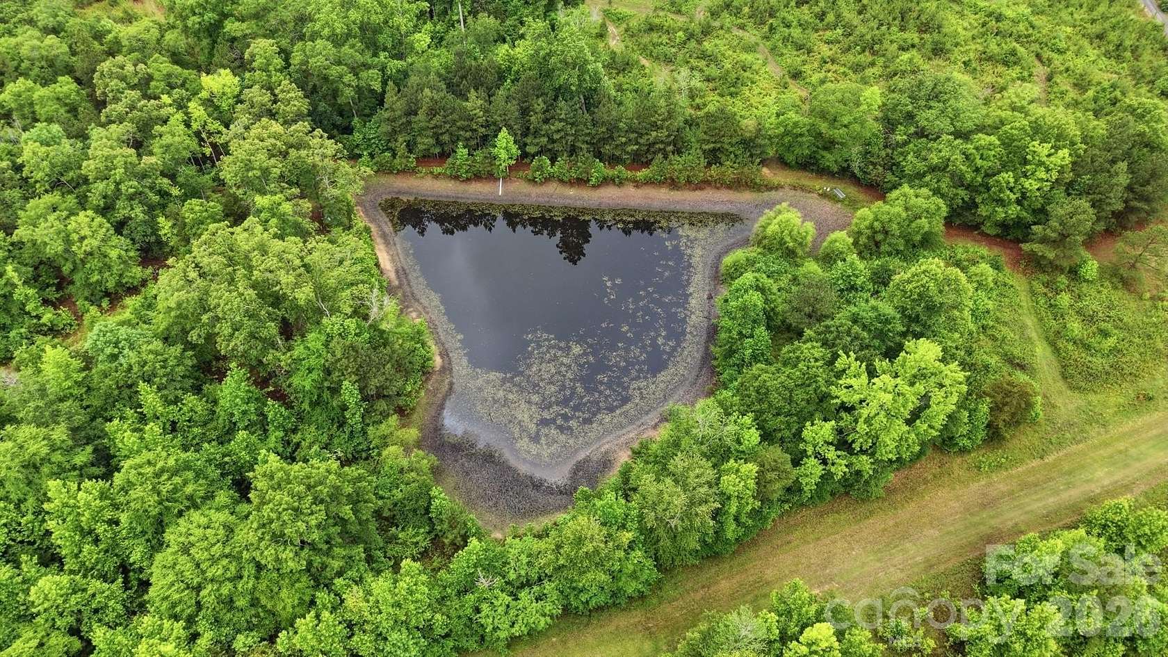 35 Acres of Recreational Land with Home for Sale in Edgemoor, South Carolina