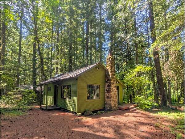 Land with Home for Sale in Rhododendron, Oregon