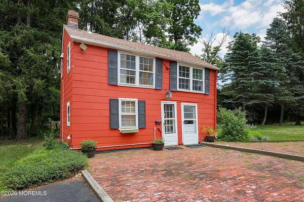 2.84 Acres of Land with Home for Lease in Holmdel, New Jersey