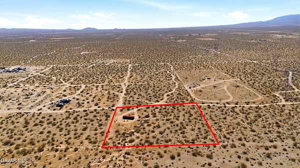 2.5 Acres of Land for Sale in Pearblossom, California