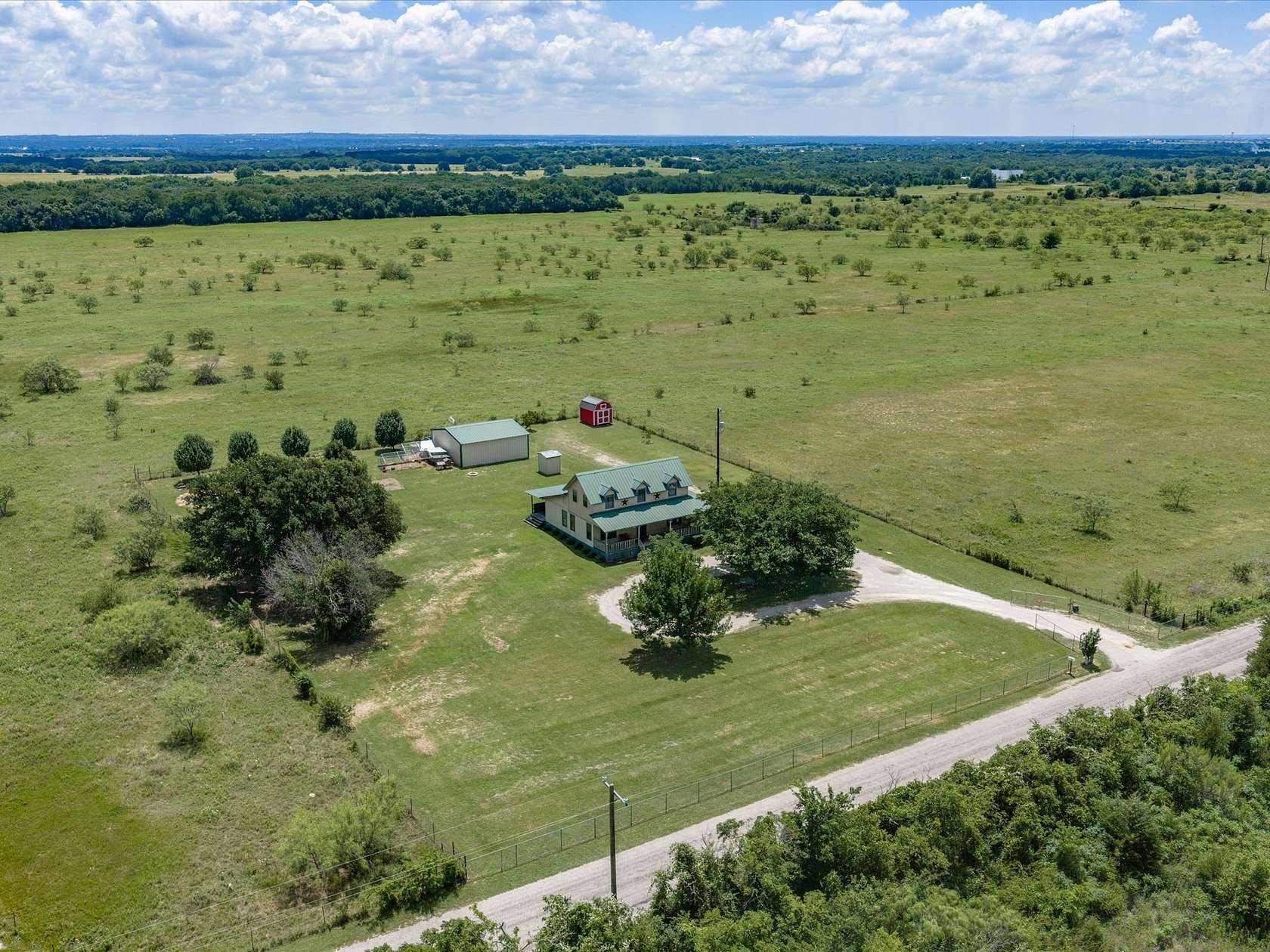 1.5 Acres of Land with Home for Sale in Chico, Texas