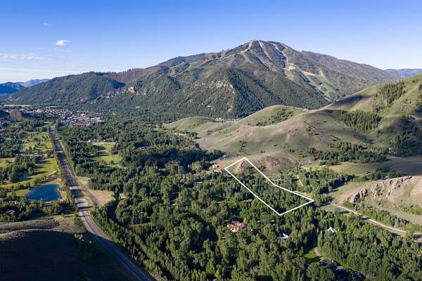 7 Acres of Land with Home for Sale in Ketchum, Idaho