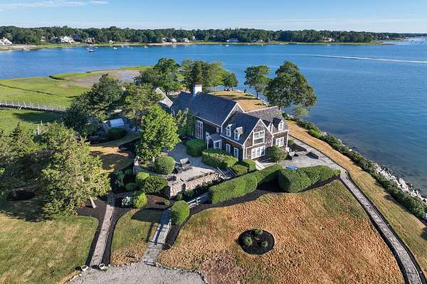 7.59 Acres of Land with Home for Sale in Duxbury, Massachusetts