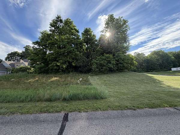 0.5 Acres of Residential Land for Sale in Augusta, Michigan