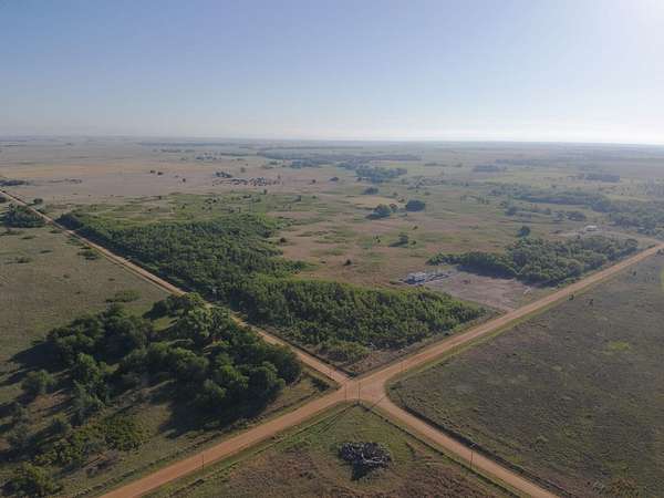 270 Acres of Land for Sale in Manchester, Oklahoma