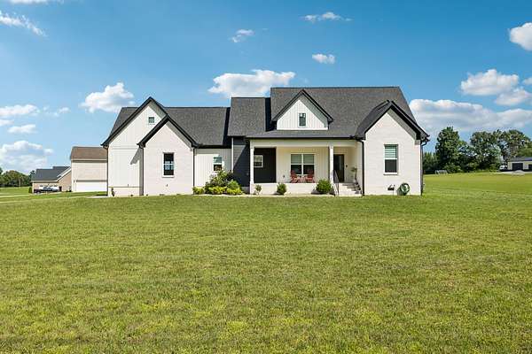 2.77 Acres of Land with Home for Sale in Cottontown, Tennessee