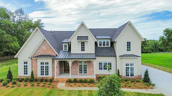1.5 Acres of Land with Home for Sale in College Grove, Tennessee