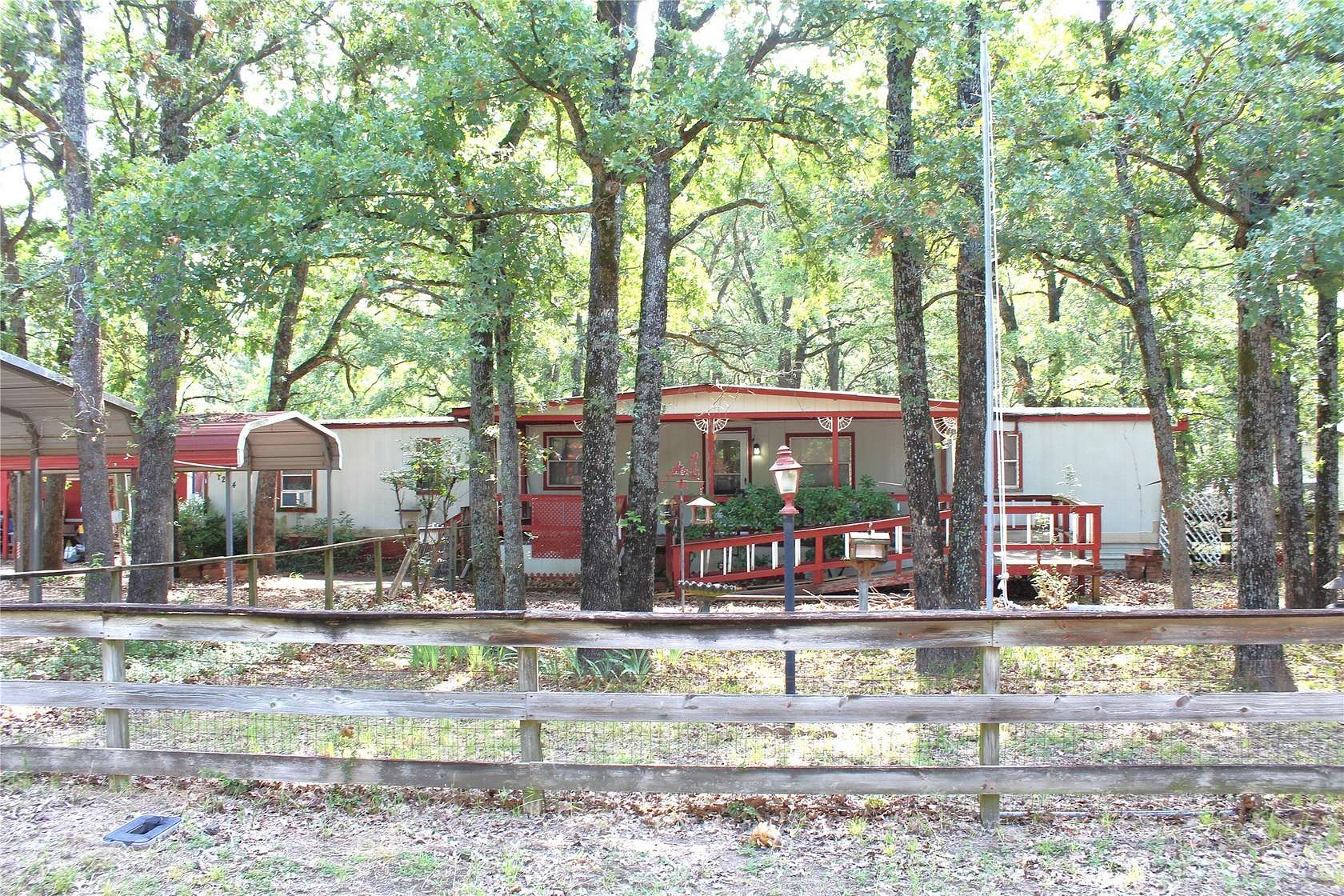 1.5 Acres of Land with Home for Sale in West Tawakoni, Texas