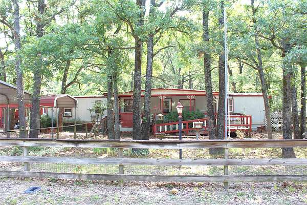 1.5 Acres of Land with Home for Sale in West Tawakoni, Texas