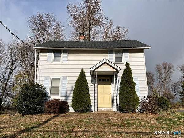 1.5 Acres of Land with Home for Lease in Ellington, Connecticut